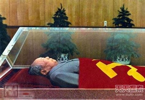 毛澤東遺體參觀 兩個字的網名